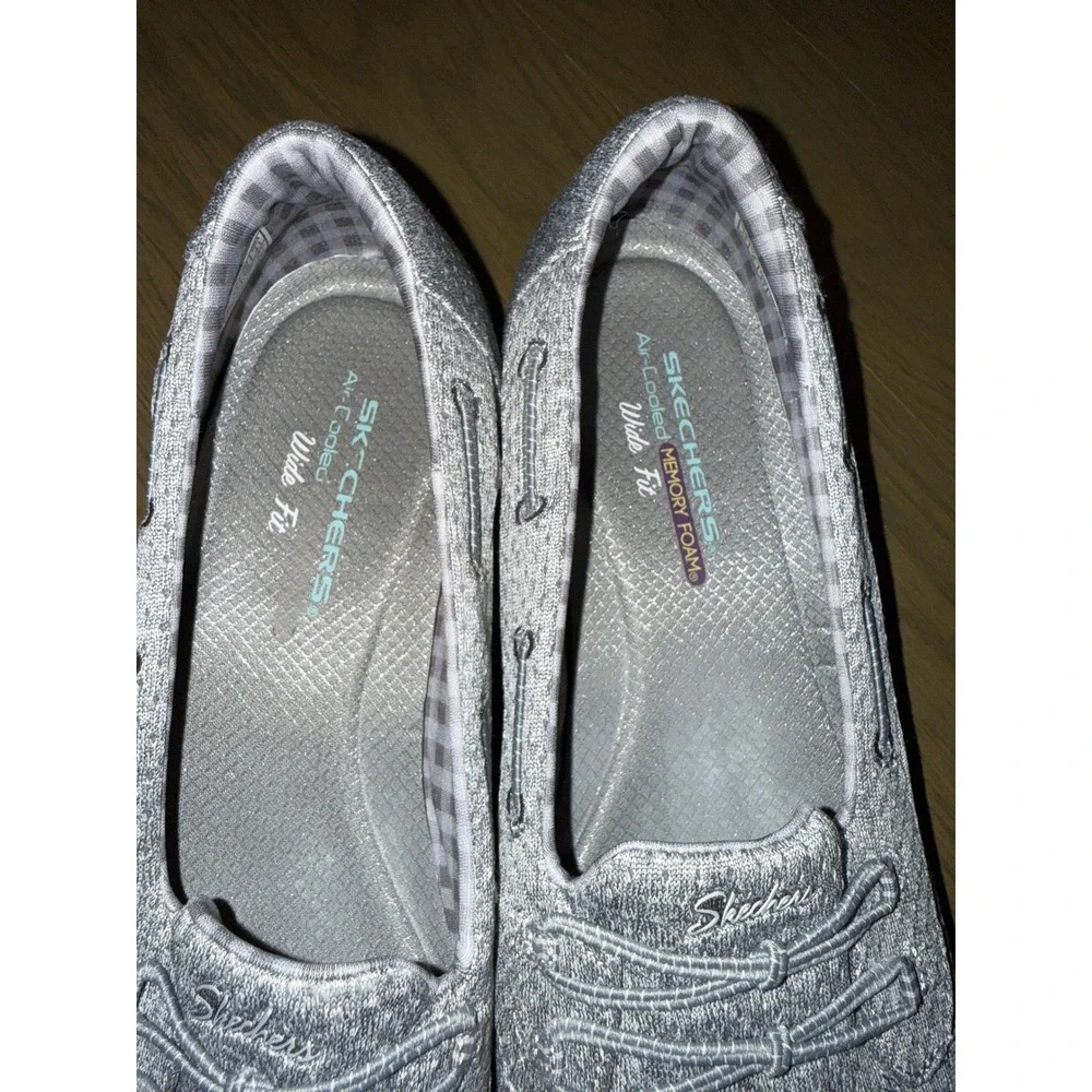 Skechers Air-Cooled Memory Foam Wide Fit Gray Slip On Loafers Womens 11